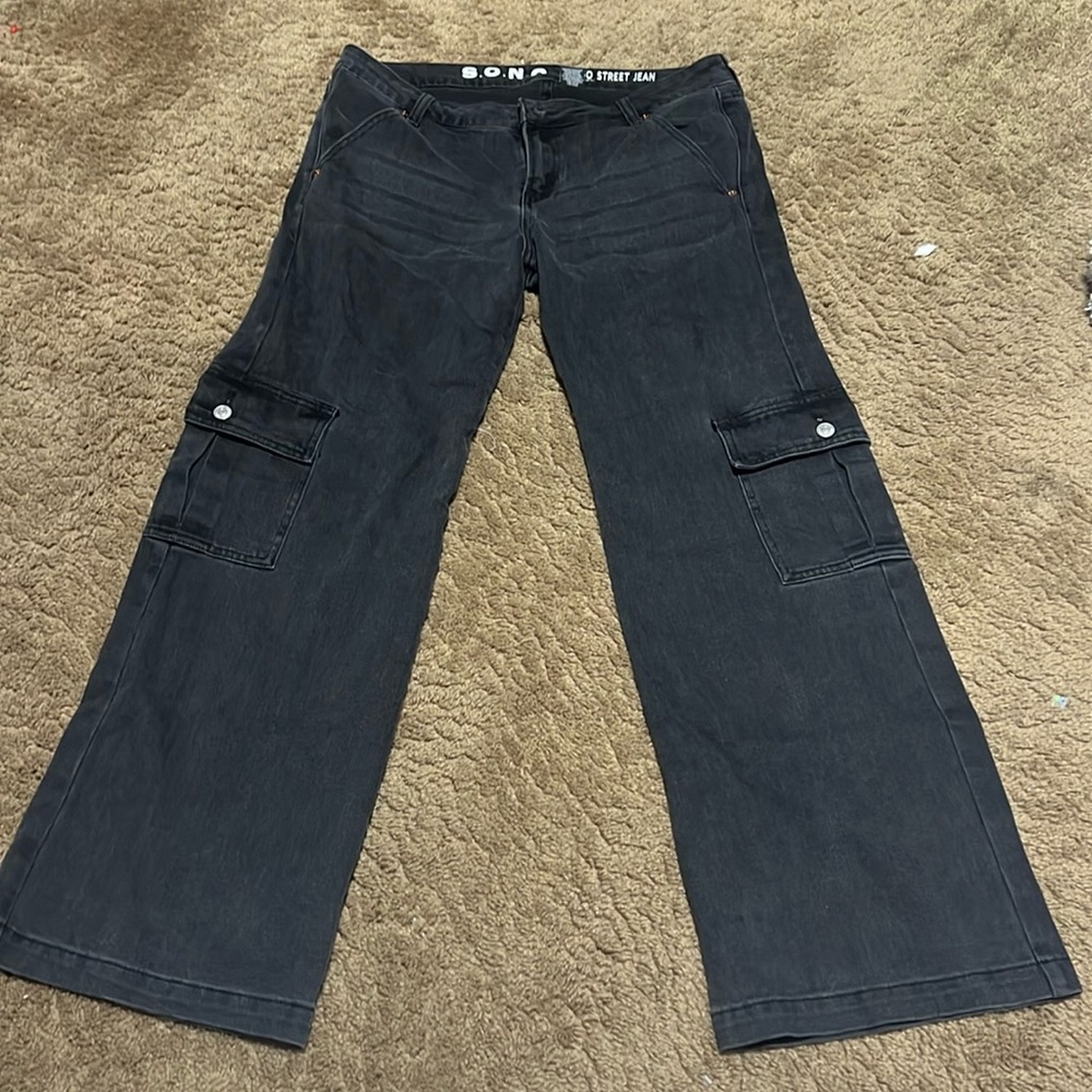 Low rise cargo pants